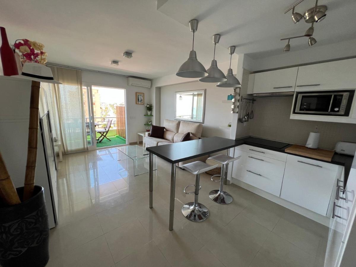 Apartamento Carihuela Torremolinos Exterior photo