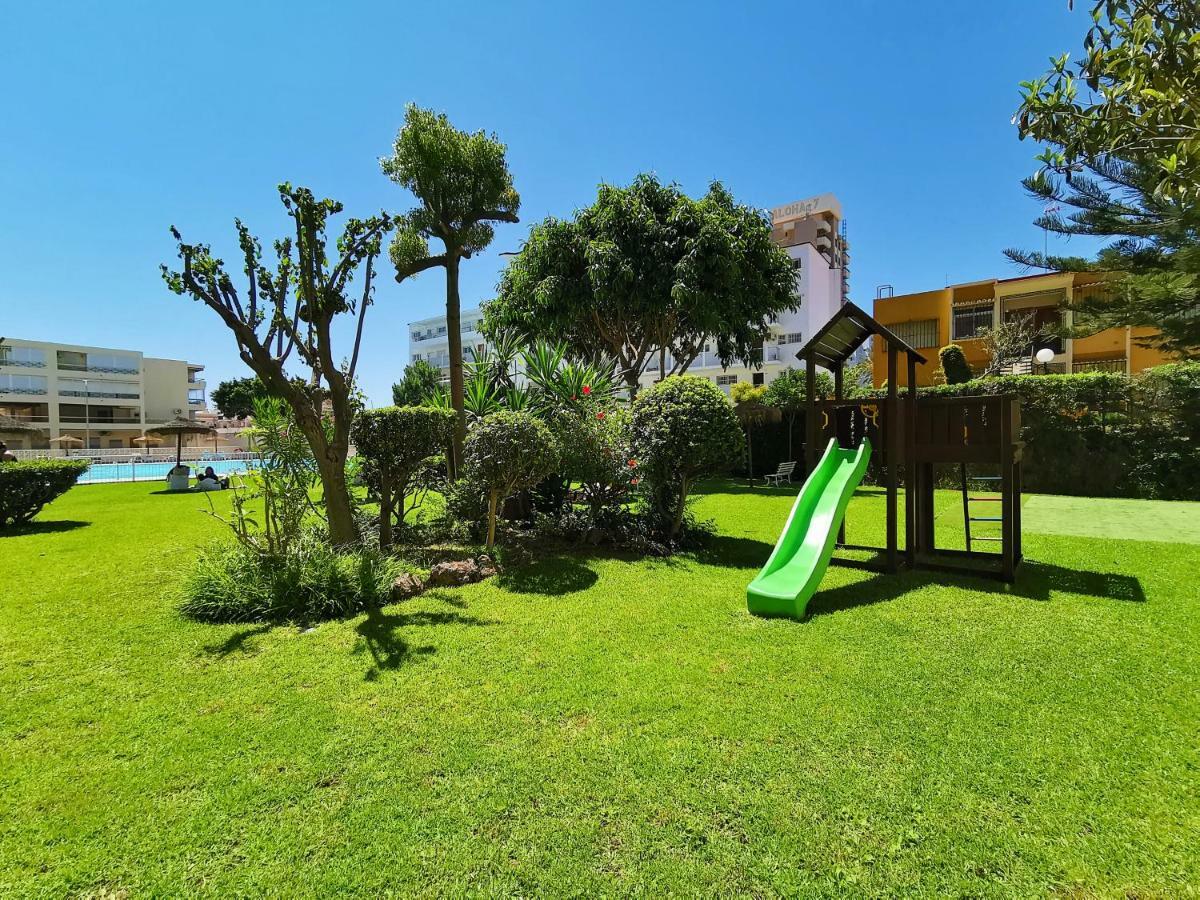 Apartamento Carihuela Torremolinos Exterior photo